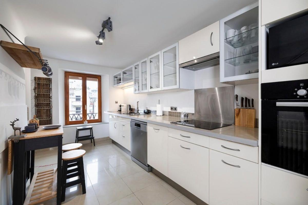 Penthouse 130m2 Centre & Quiet - Parking - Jacuzzi
